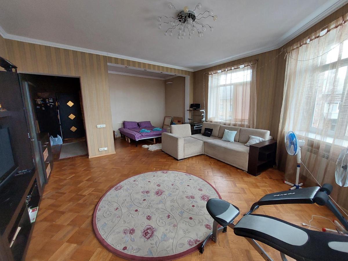 Alabama Aparthotel Kiew